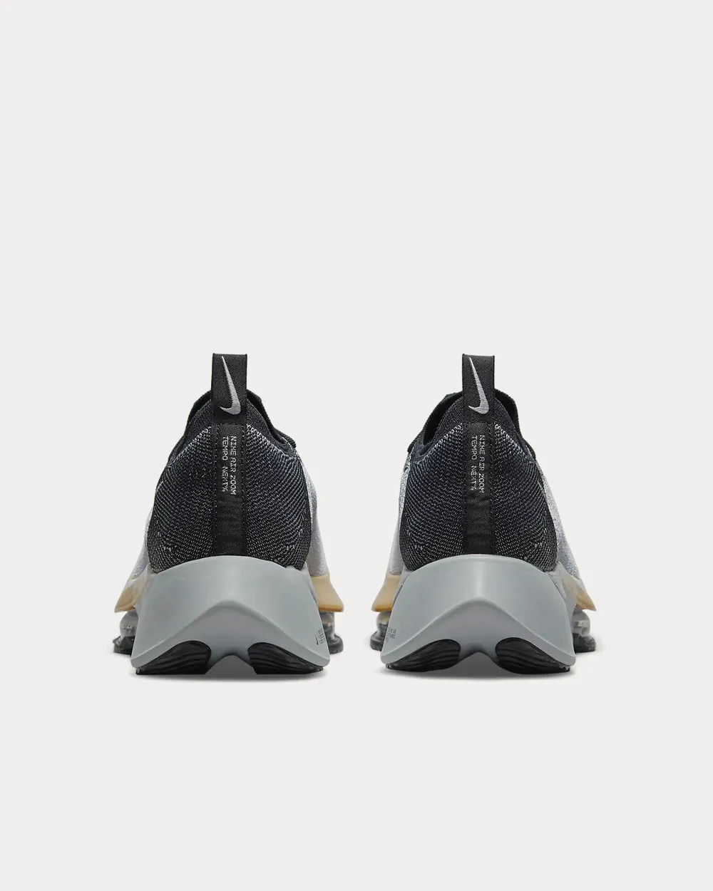 Air Zoom Tempo NEXT% Black / Pure Platinum / Wolf Grey / White Running Shoes