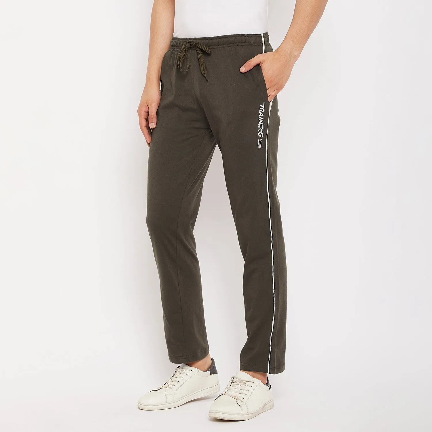 Duke Stardust Men Regular Track Pant (LF5670)