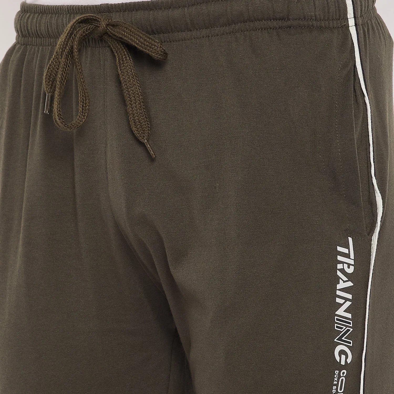 Duke Stardust Men Regular Track Pant (LF5670)