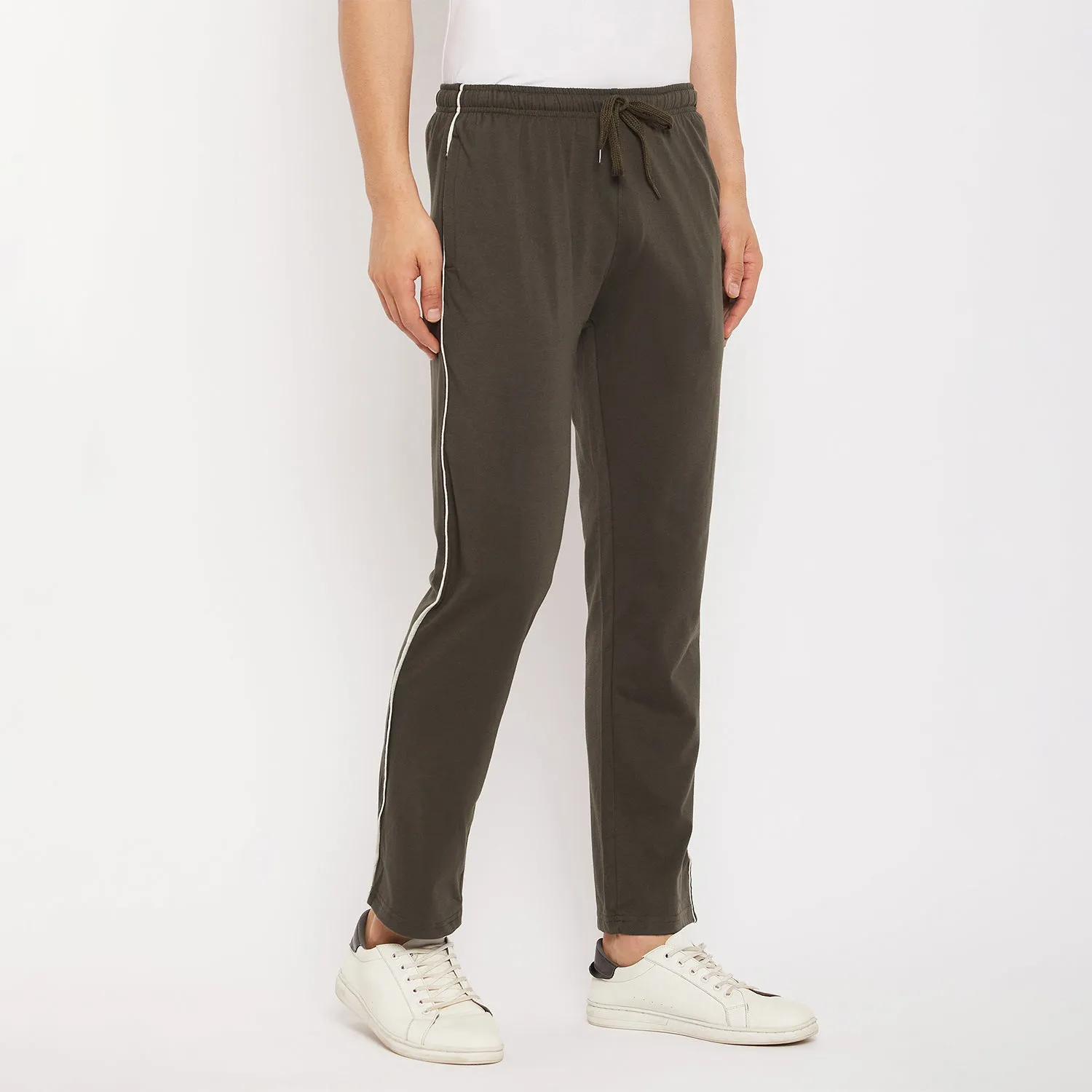 Duke Stardust Men Regular Track Pant (LF5670)