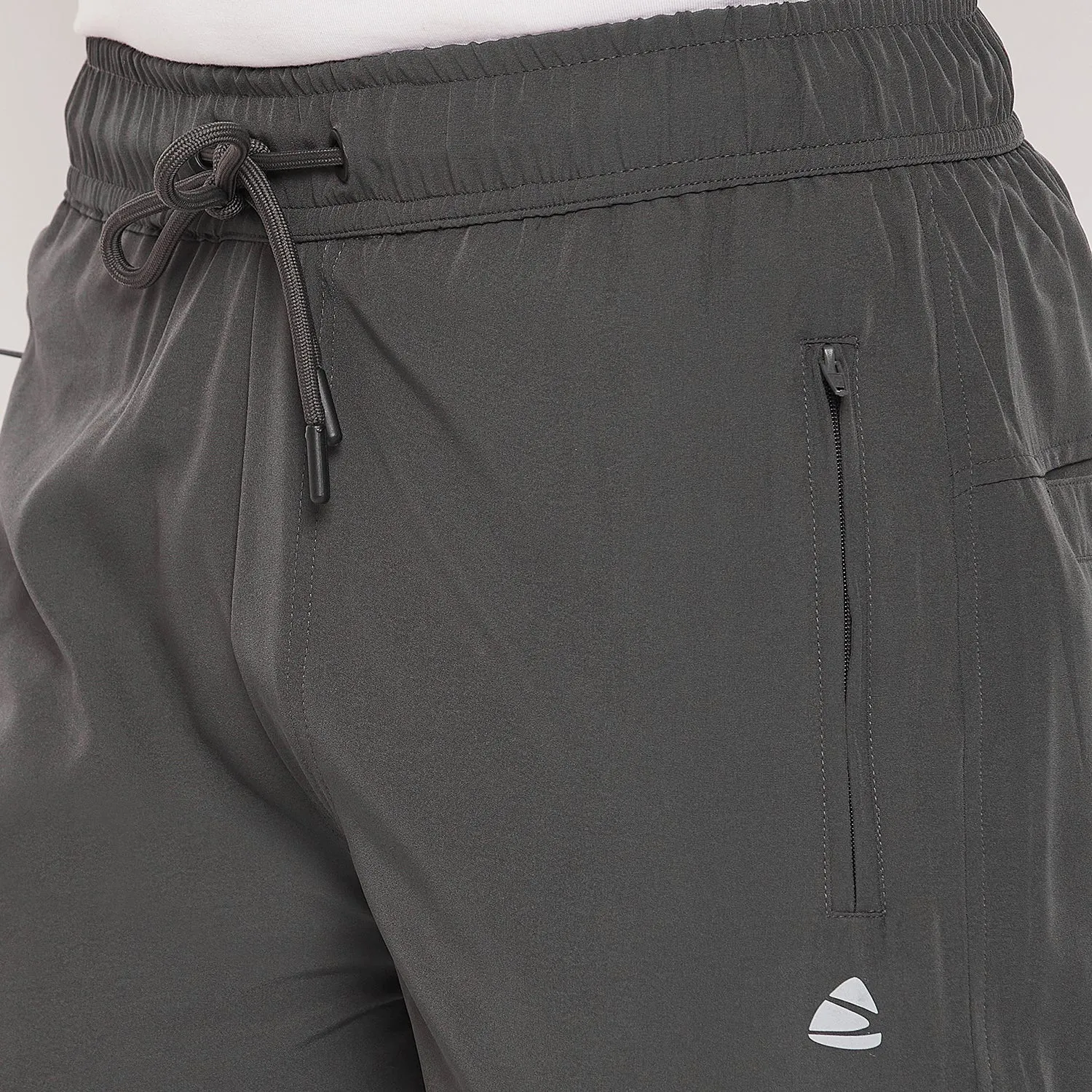 Duke Stardust Men Solid Regular Track Pant (LF6501)