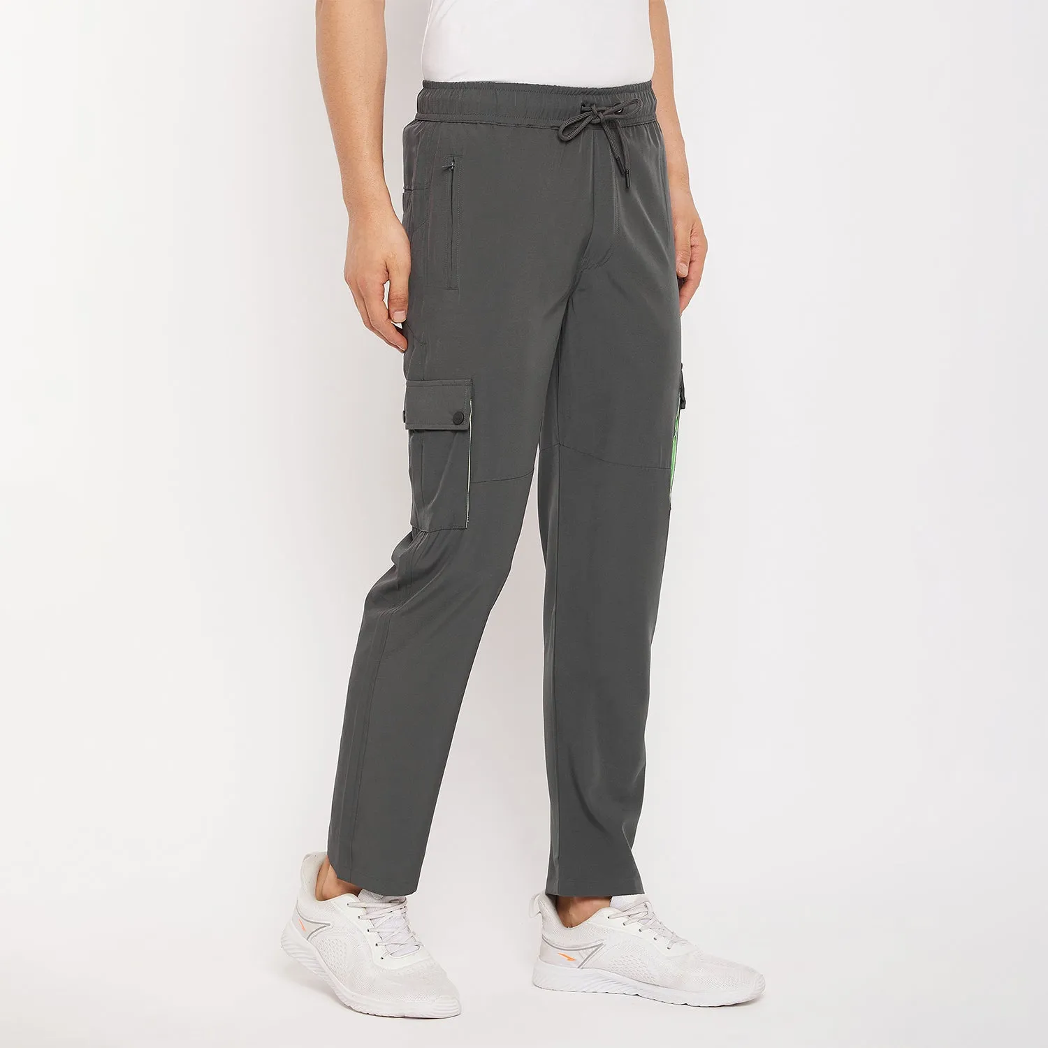 Duke Stardust Men Solid Regular Track Pant (LF6501)