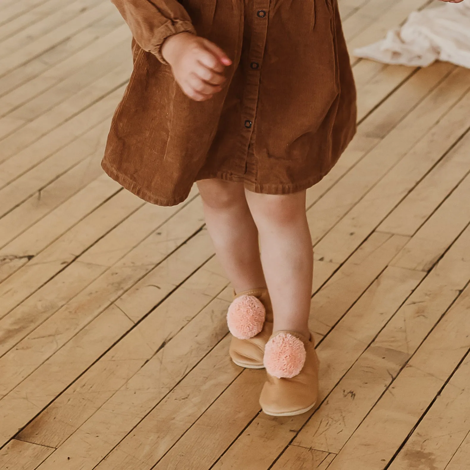 leather pompom shoes - light pink sprinkle