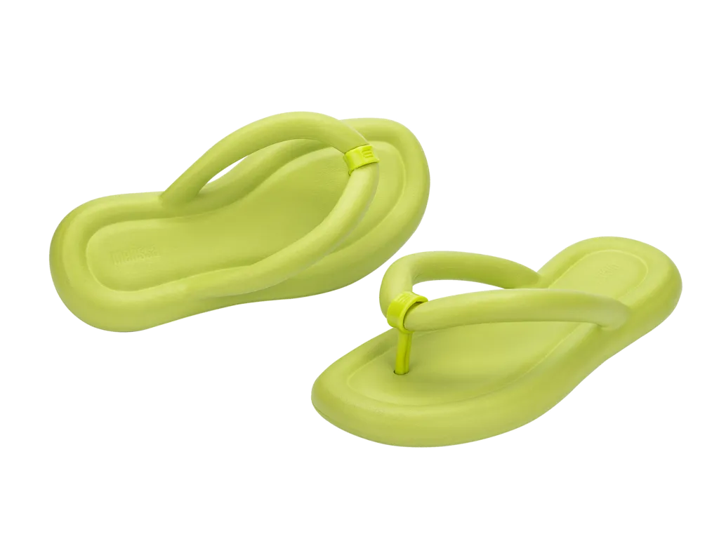 MELISSA FLIP FLOP FREE AD
