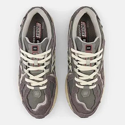 New Balance 1906R Castlerock with harbor grey and silver metallic