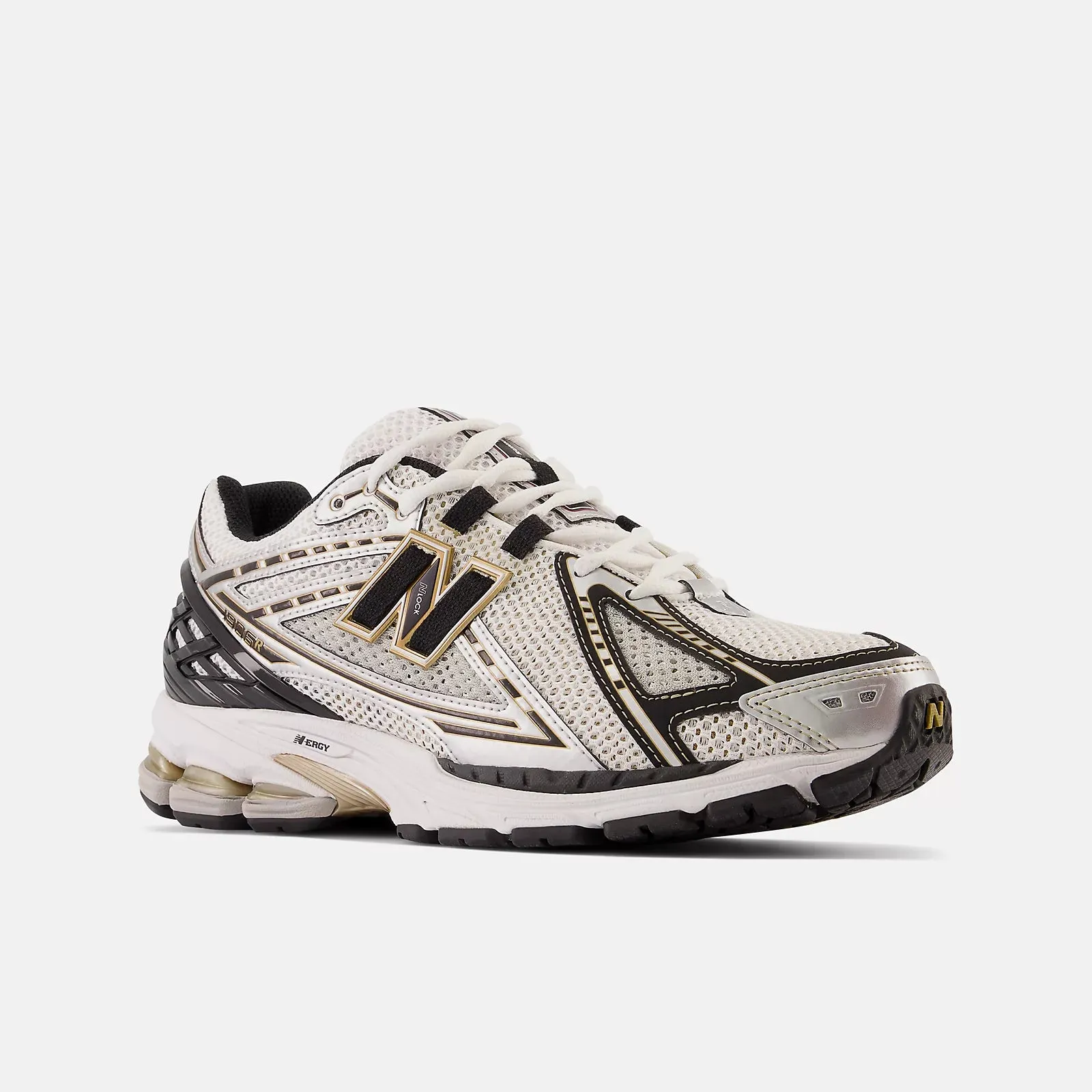 New Balance- Women's M1906RA Metallic silver with metallic gold