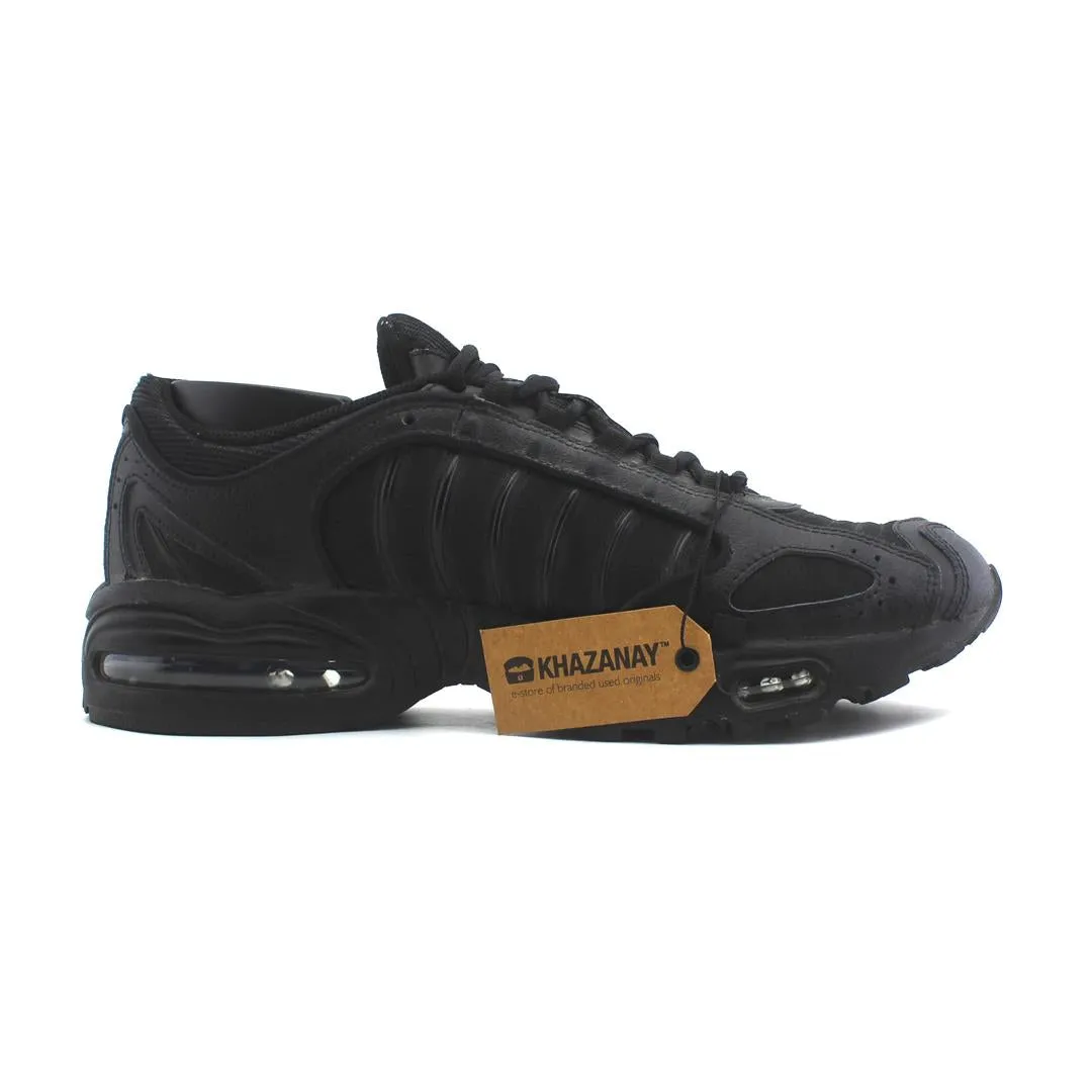 NIKE AIR MAX TAILWIND 4