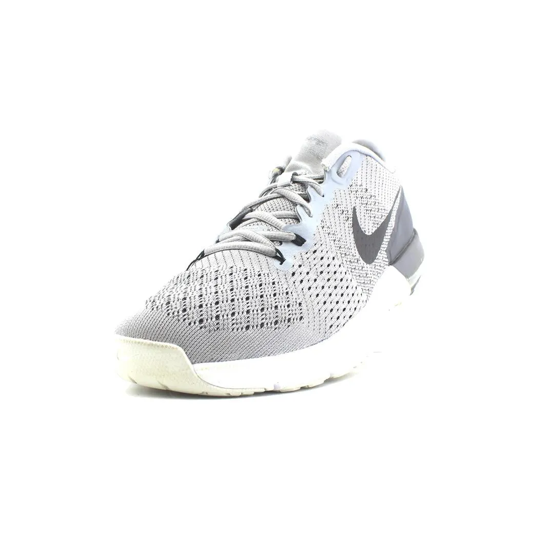 NIKE AIR MAX TYPHA