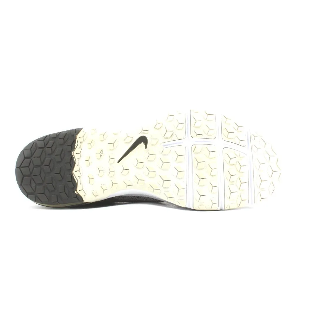 NIKE AIR MAX TYPHA