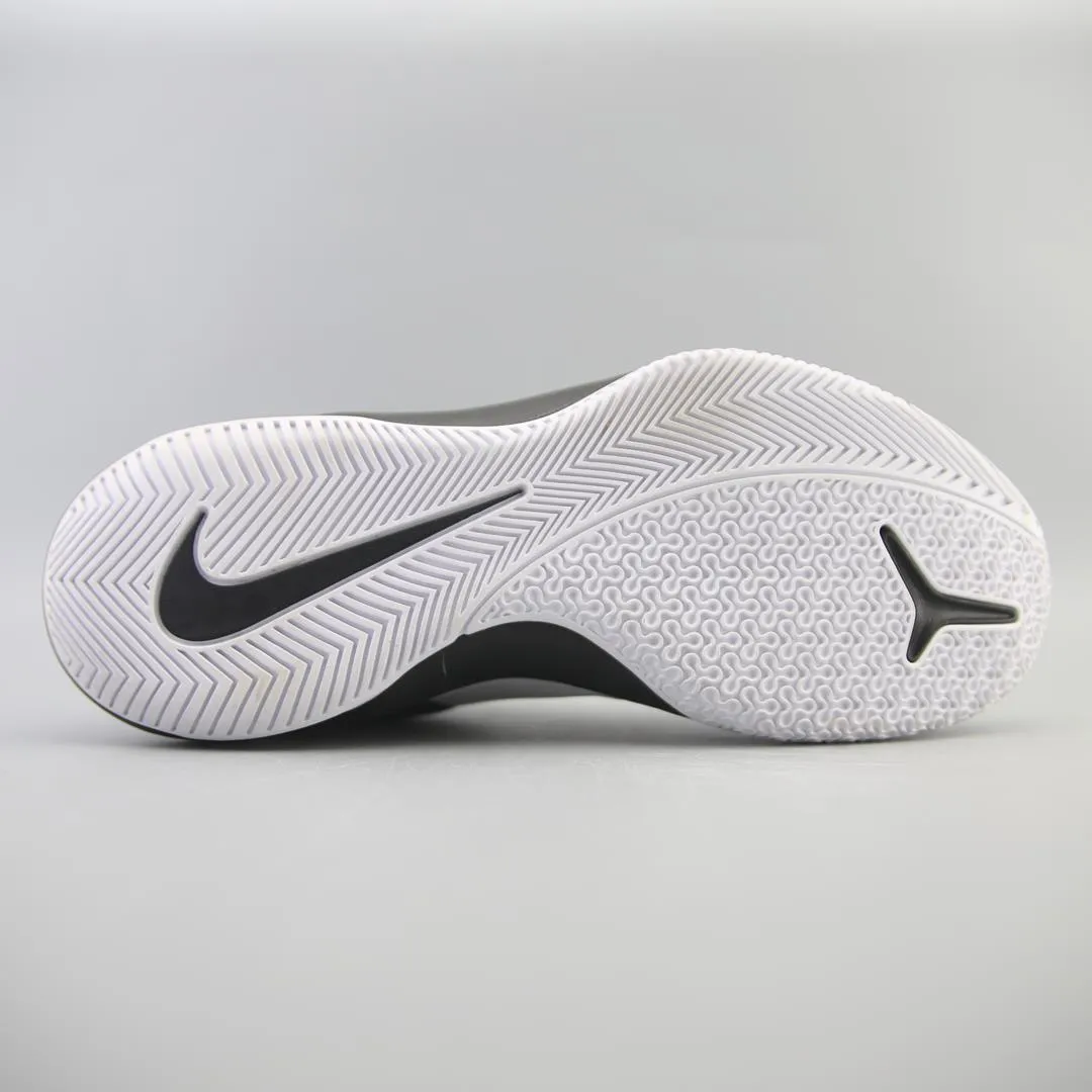 NIKE AIR VERSITILE II