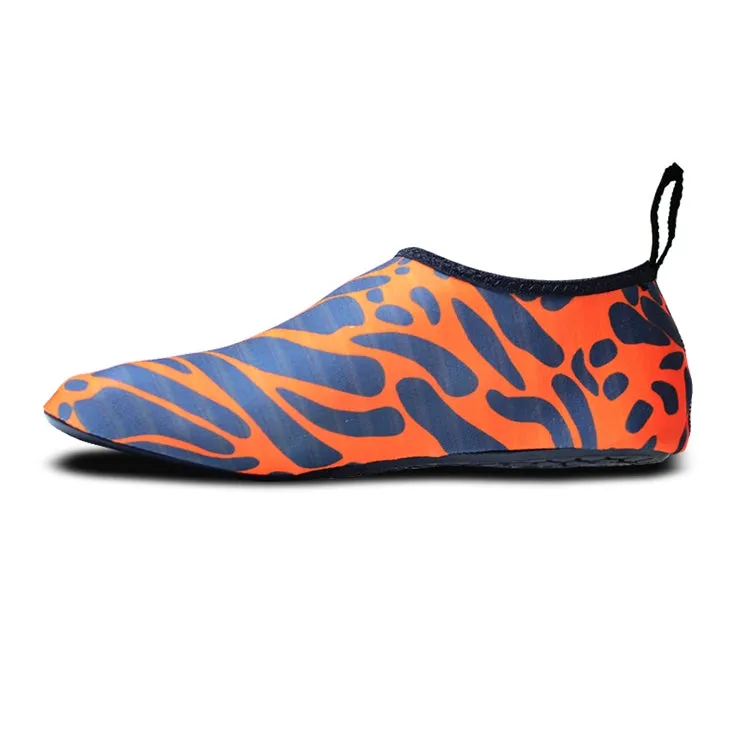 Non-slip Wear-resisting Thick Rubber Sole Diving Shoes and  Socks, One Pair, Size:L (Figured Orange)