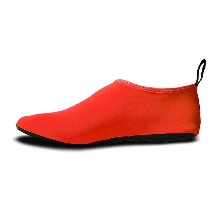 Non-slip Wear-resisting Thick Rubber Sole Diving Shoes and  Socks, One Pair, Size:M (Red)
