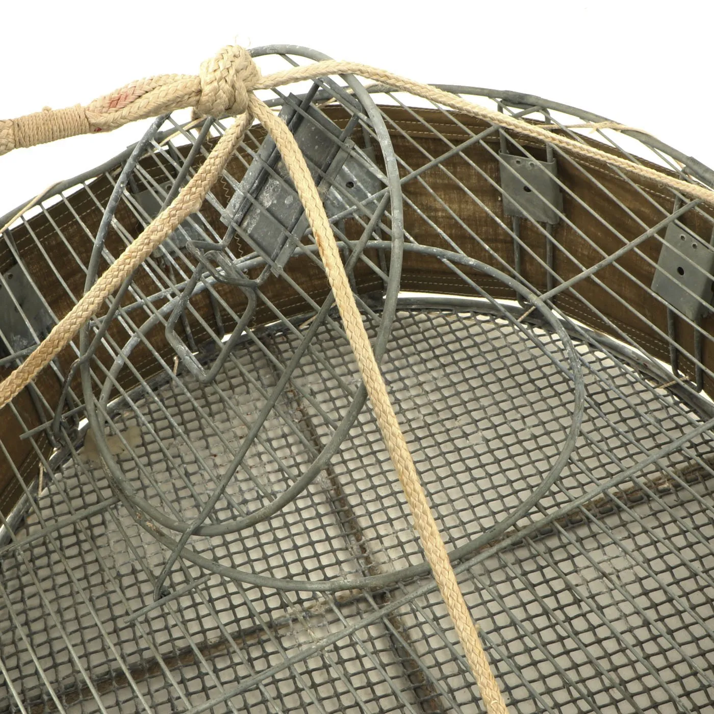 Original U.S. WWII Airborne Parachute Pigeon Cage Drop Cage Basket with Parachute and Accessories