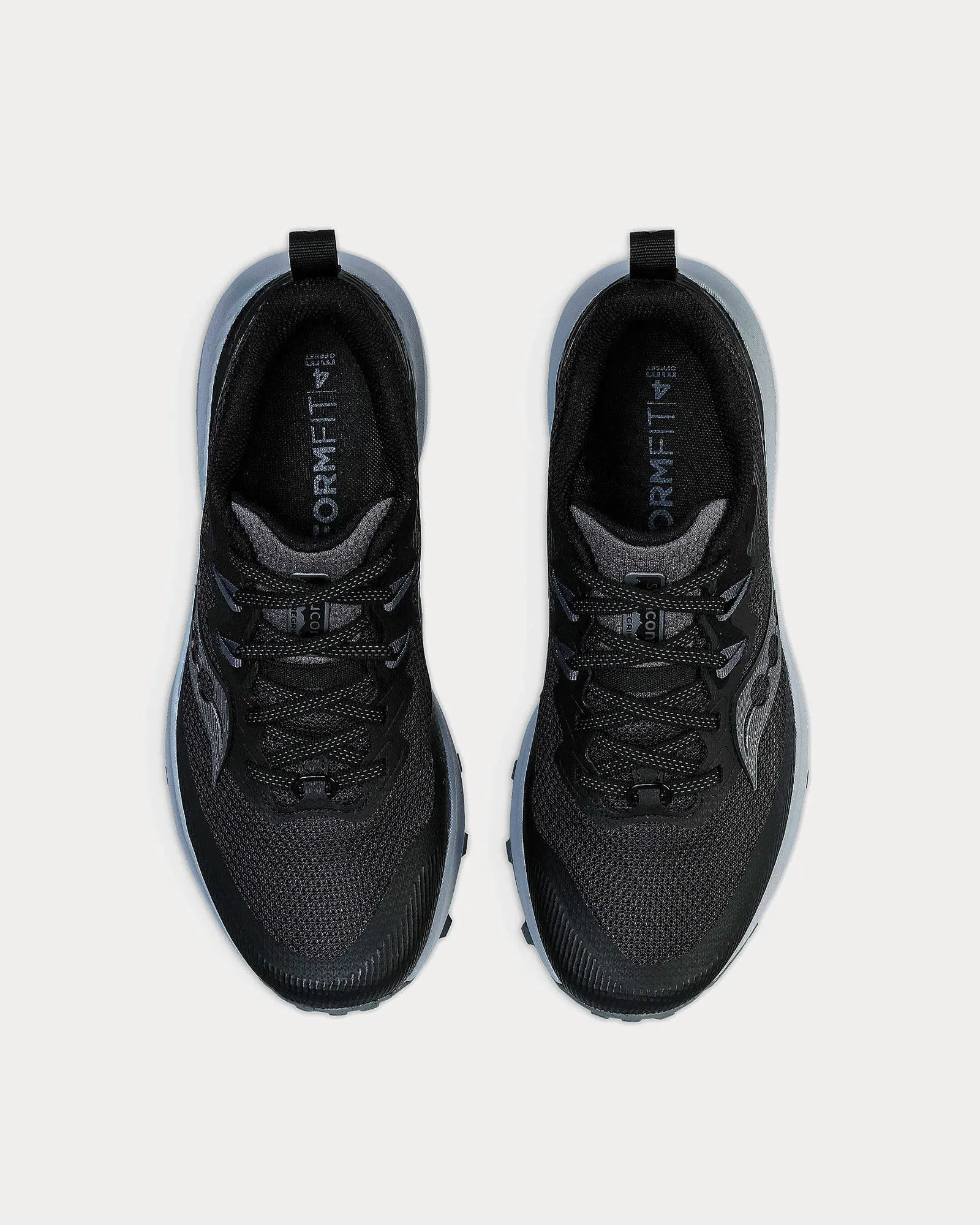 Peregrine 14 Black / Carbon Running Shoes