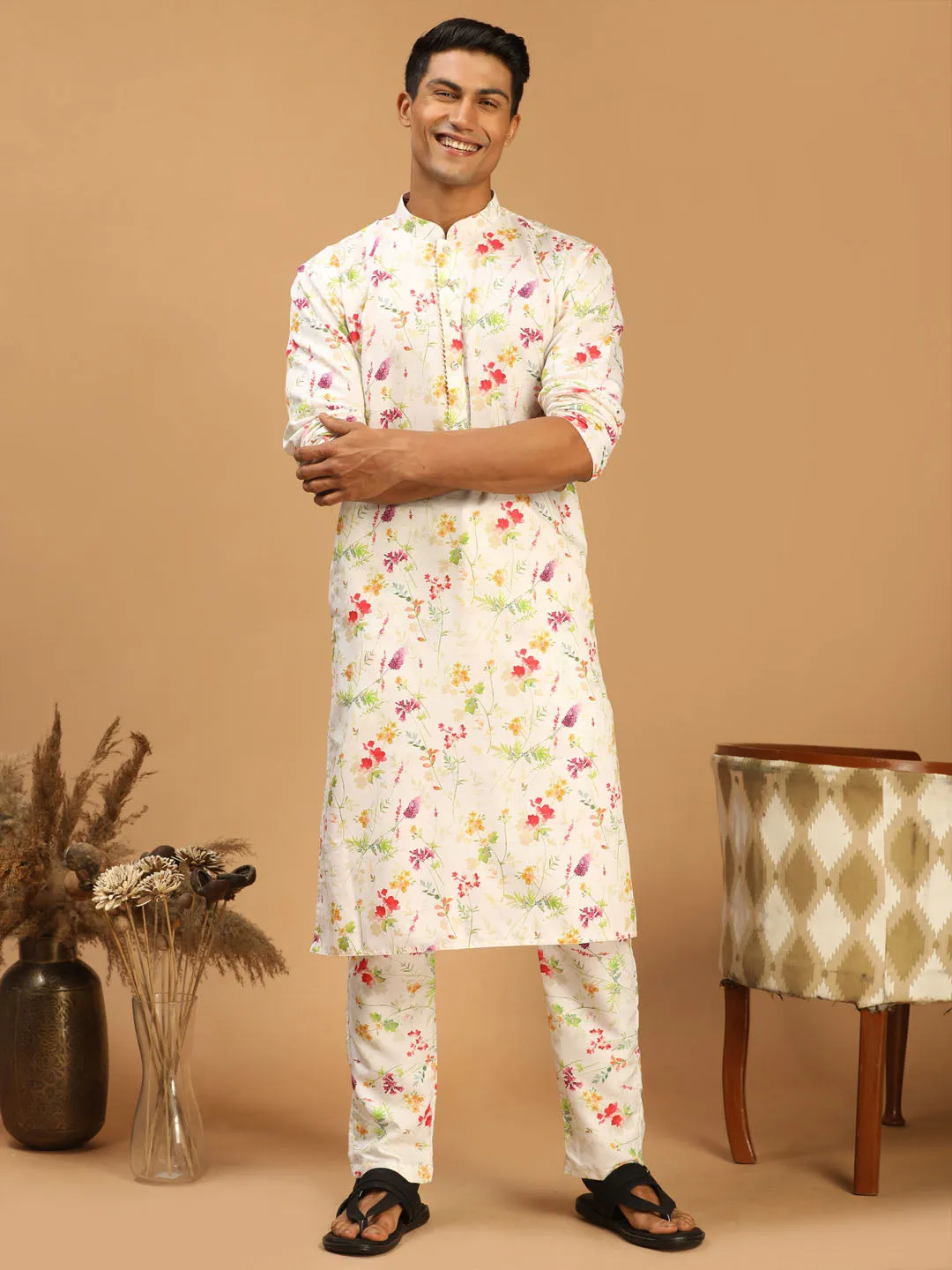 VASTRAMAY Cream Printed Cotton Kurta Set