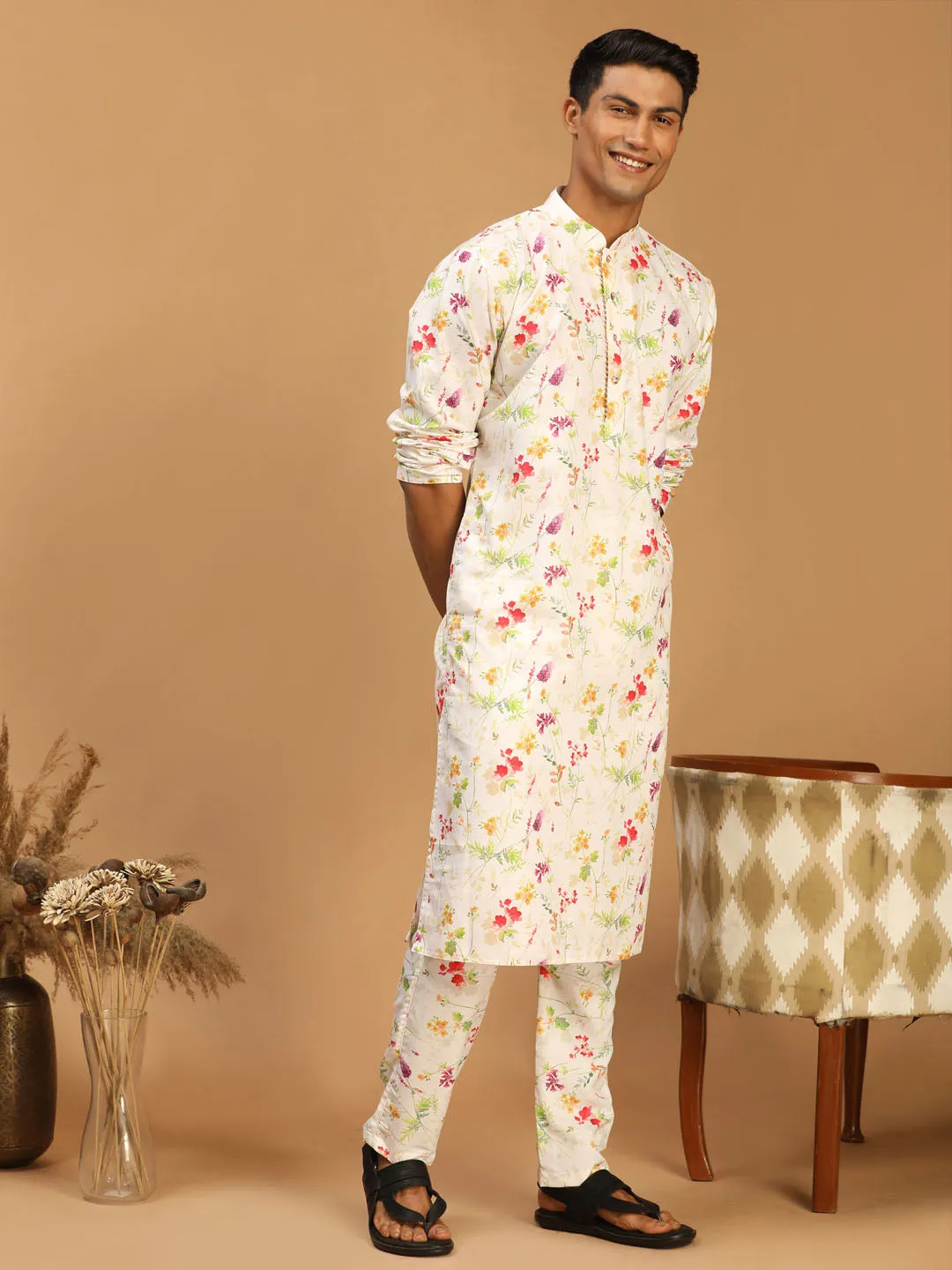 VASTRAMAY Cream Printed Cotton Kurta Set