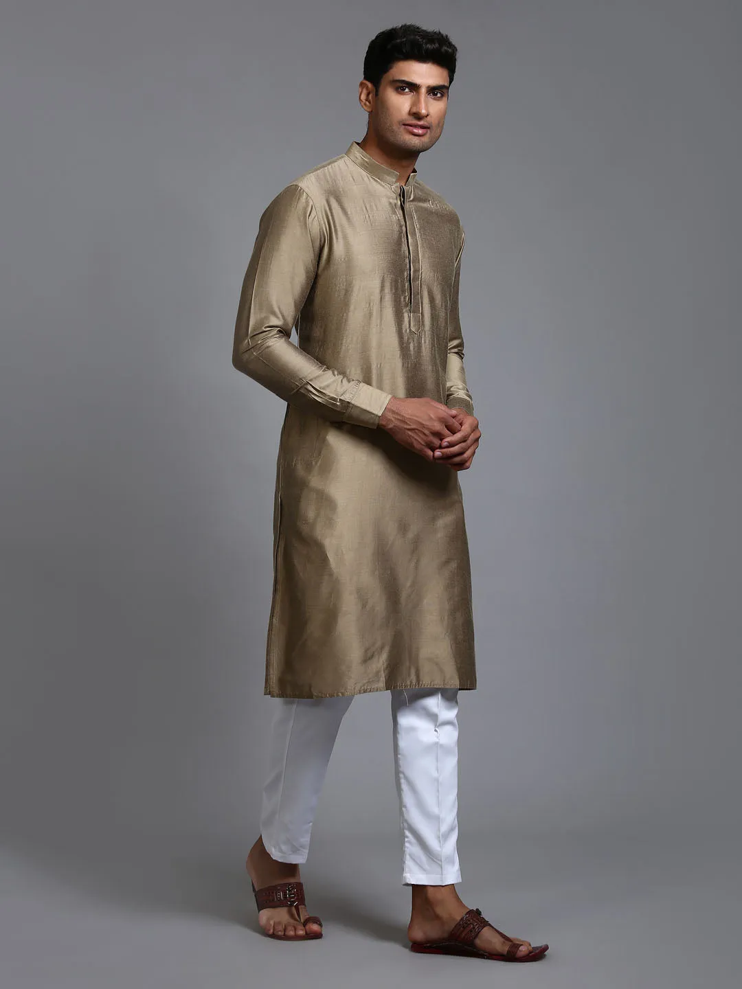 VASTRAMAY Green Cotton Kurta and White Pant