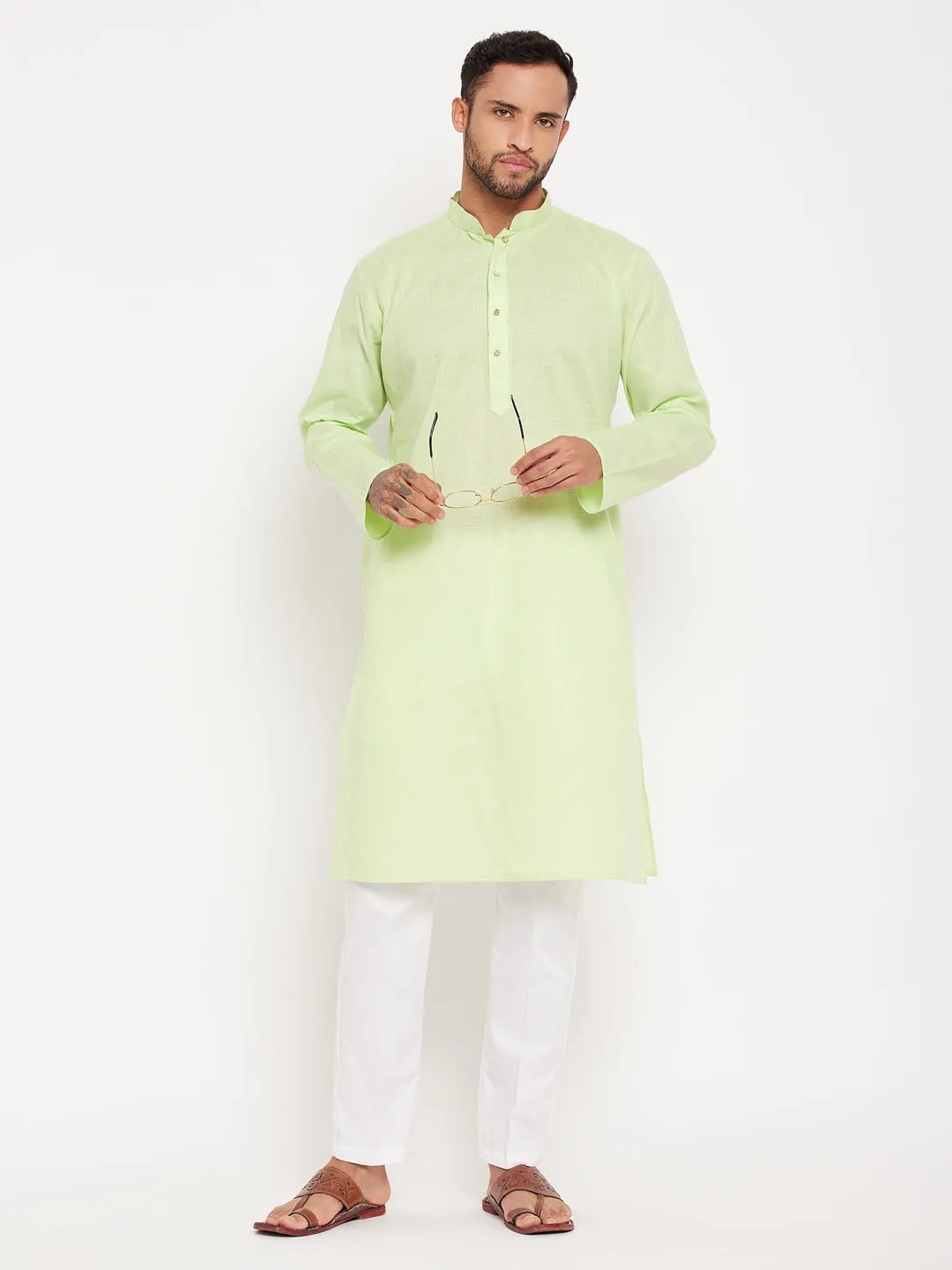 VASTRAMAY Men's Green Kurta And White Pyjama