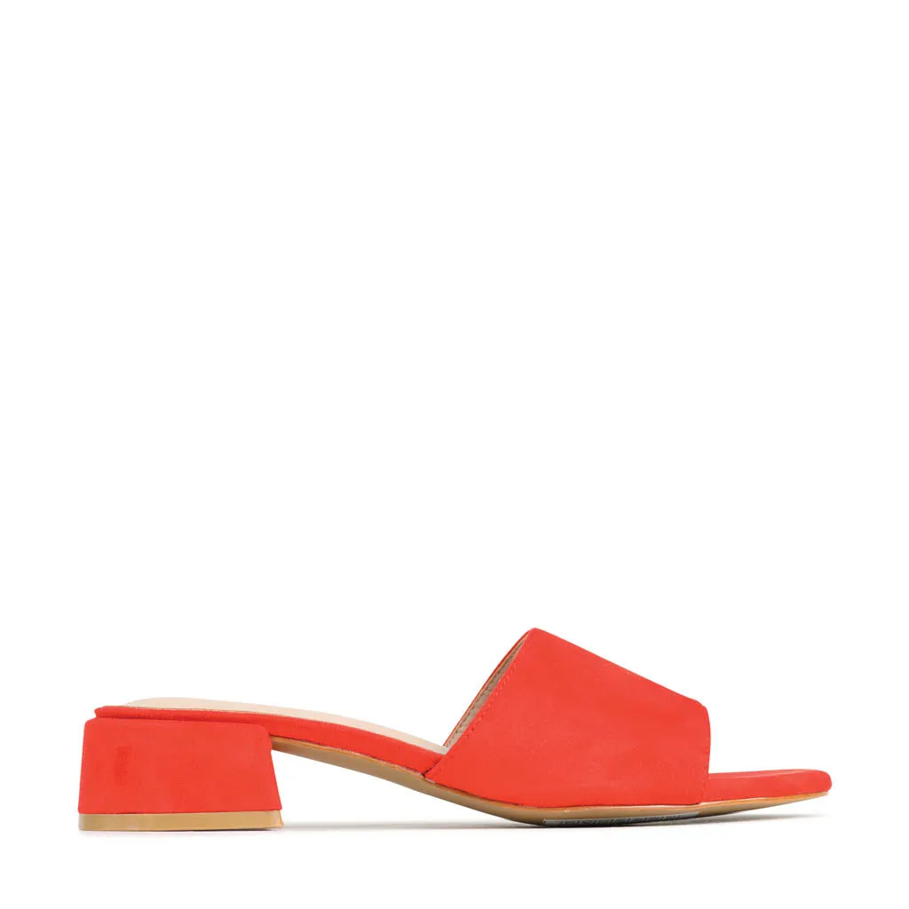 ZAYNE HEELED SLIDE SANDALS